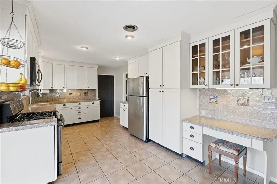 468 E View, Santa Paula, CA 93060 - #3