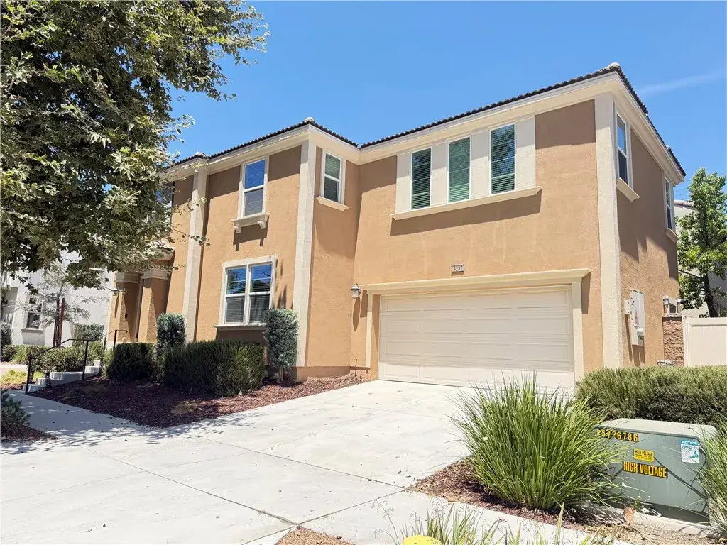 3237 East Mount Rainier Dr, Ontario, CA 91762 - #1