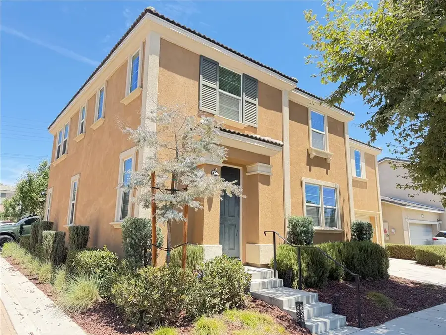 3237 East Mount Rainier Dr, Ontario, CA 91762 - #2