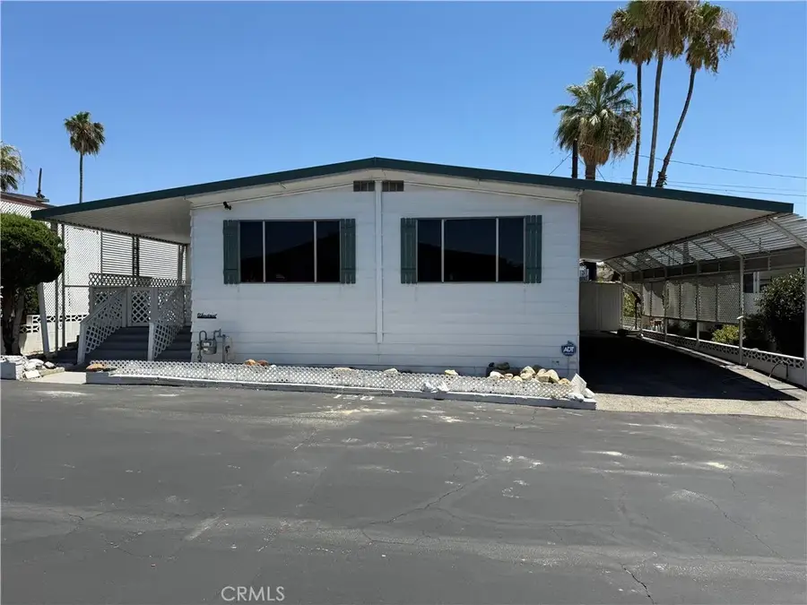 2200 W Wilson #128, Banning, CA 92220 - #2