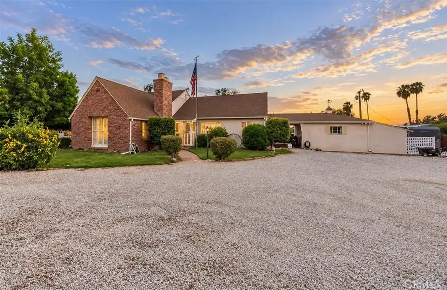 161 N Cornell, Hemet, CA 92544 - #3