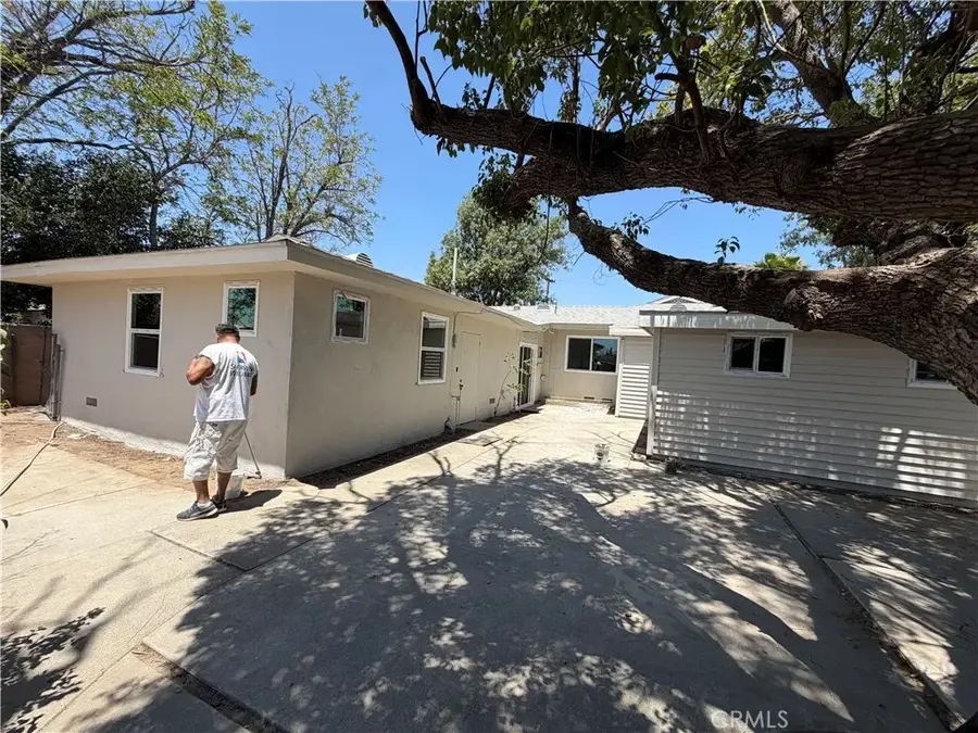 149 W Grove, Rialto, CA 92376 - #3
