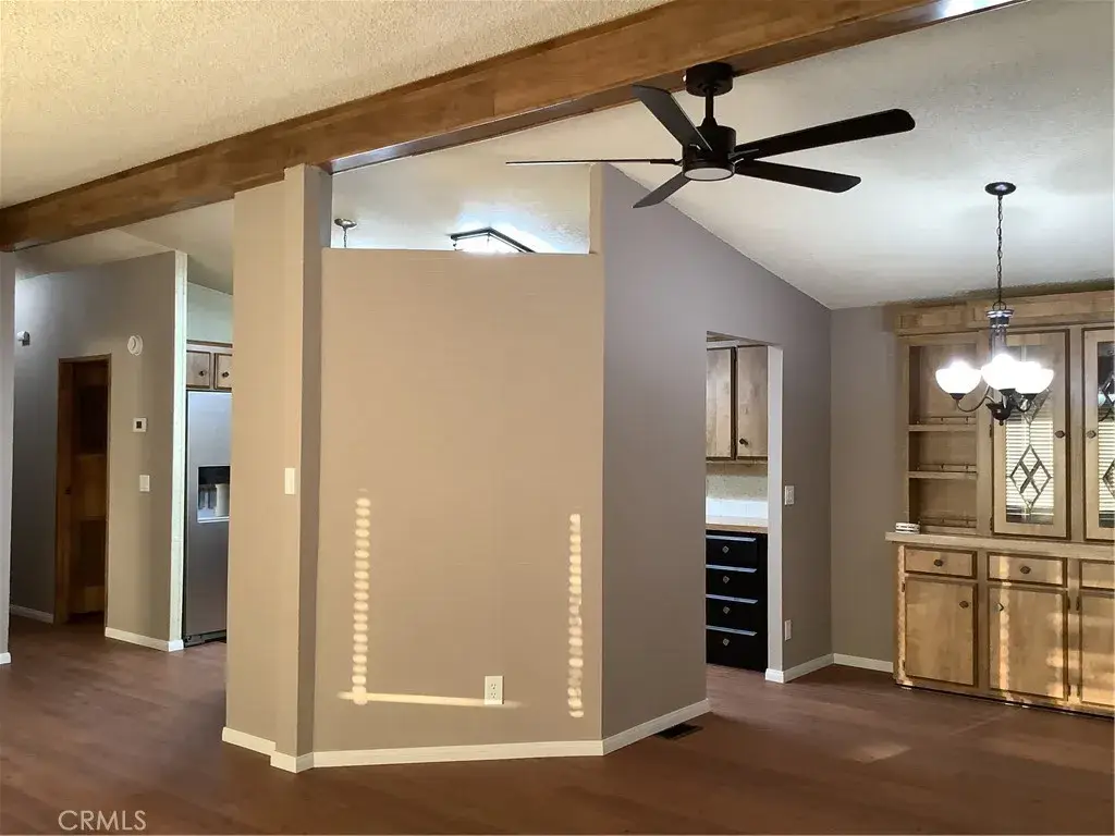 1300 W Menlo #200, Hemet, CA 92543 - #1