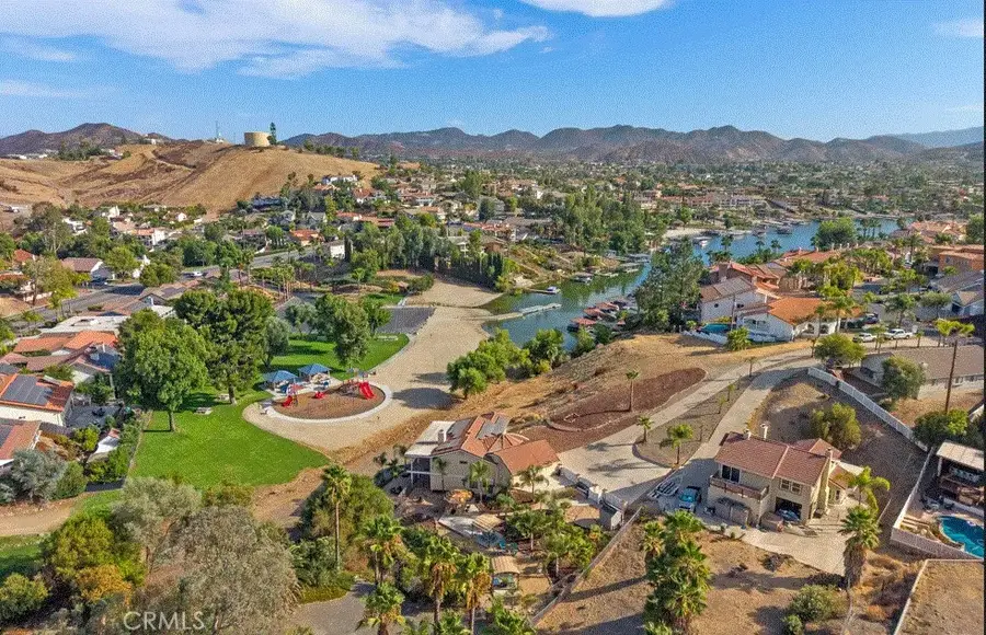 22032 W San Joaquin Drive, Canyon Lake, CA 92587 - #3