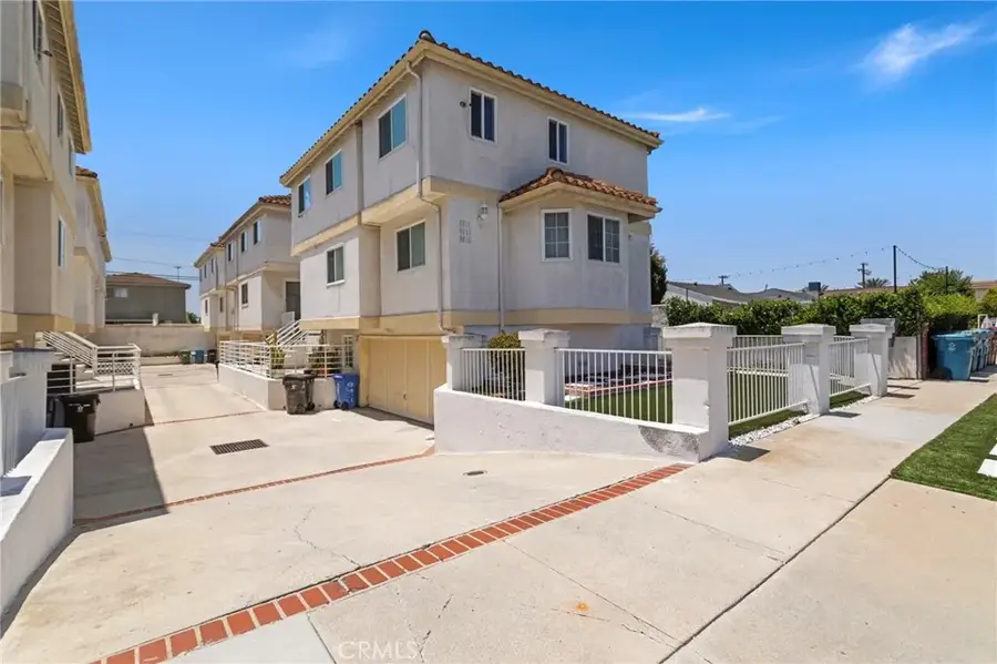 3918 W 118th, Hawthorne, CA 90250 - #2
