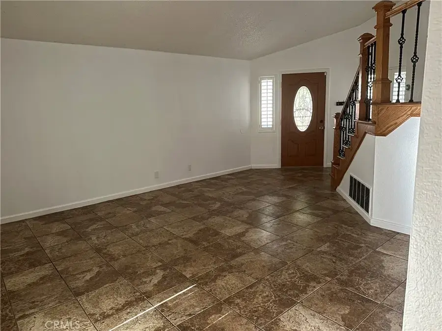 832 S Rexford, Rialto, CA 92376 - #3