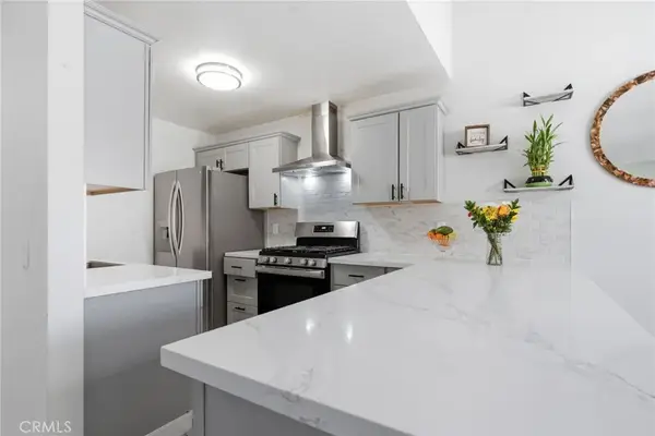 1109 Monroe, Lake Elsinore, CA 92530