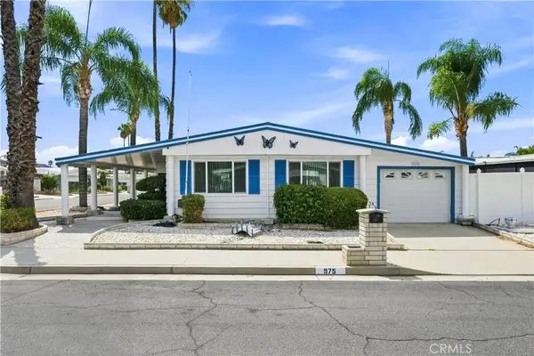 975 Vista Grande Drive, Hemet, CA 92543