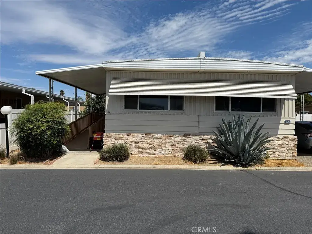 3825 Crestmore #406, Riverside, CA 92509 - #1