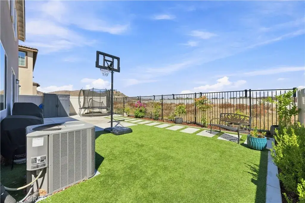 30108 Arroyo Springs, Murrieta, CA 92563 - #1