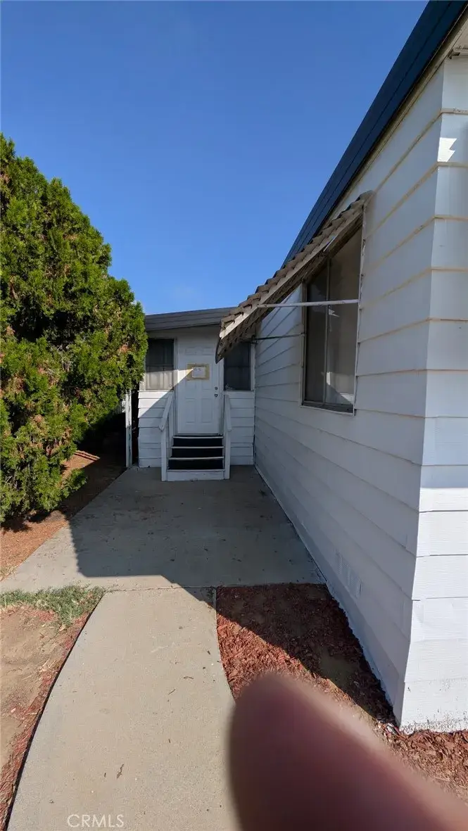 1560 Massachusetts #96, Riverside, CA 92507 - #2