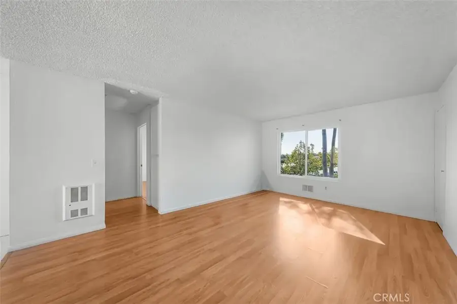 1605 Pentecost #8, San Diego, CA 92105 - #3