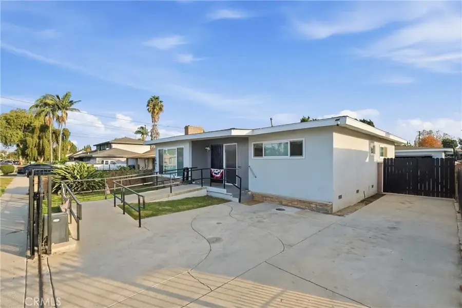 4170 Lavinia, Lynwood, CA 90262 - #3