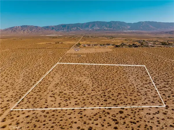 1 Fairlane Rd, Lucerne Valley, CA 92356
