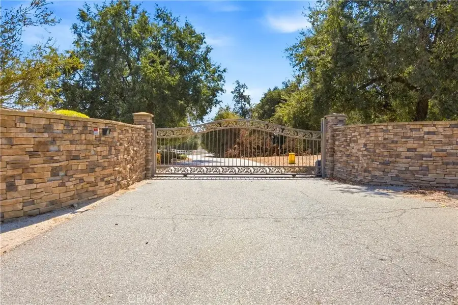 41653 Oak Trail Court, Murrieta, CA 92562 - #3