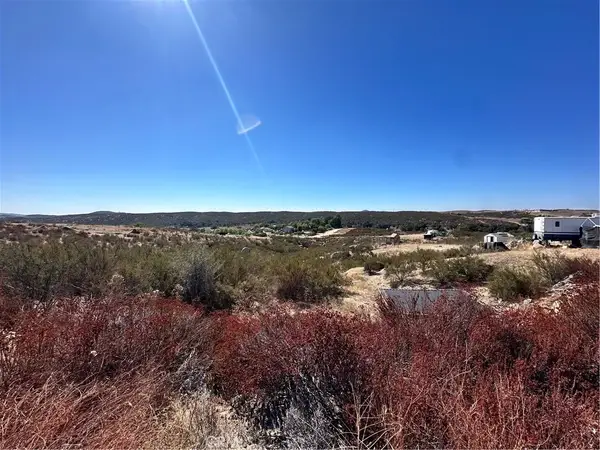 34 Rocky Knoll, Hemet, CA 92544