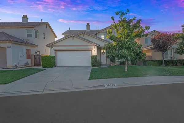 36935 Cordella Ln, Murrieta, CA 92563