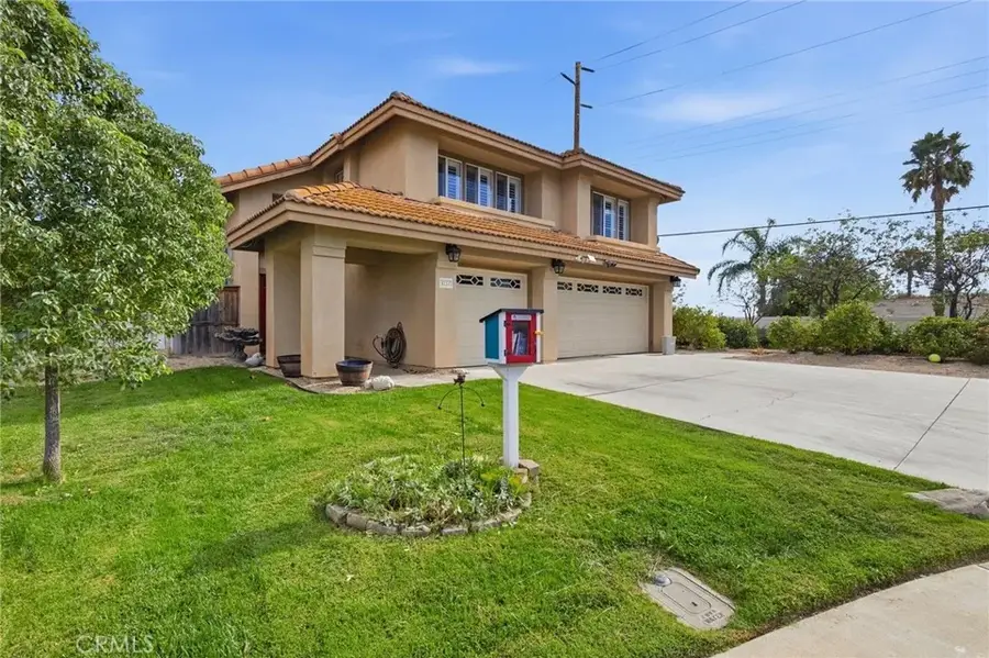 30371 Falcon Point Ct, Murrieta, CA 92563 - #2