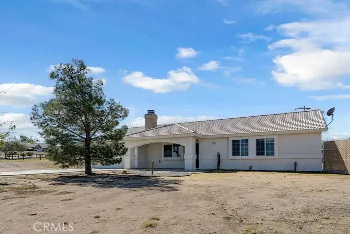 7310 Del Monte Avenue, Yucca Valley, CA 92284 - #3