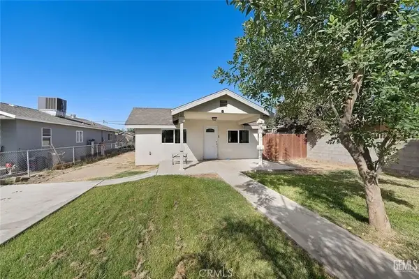 11012 San Fernando, Lamont, CA 93241
