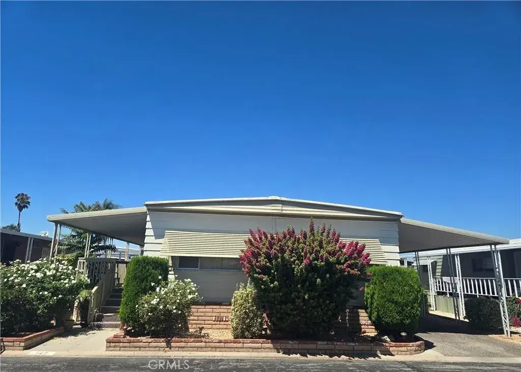 2205 W Acacia #142, Hemet, CA 92545 - #1