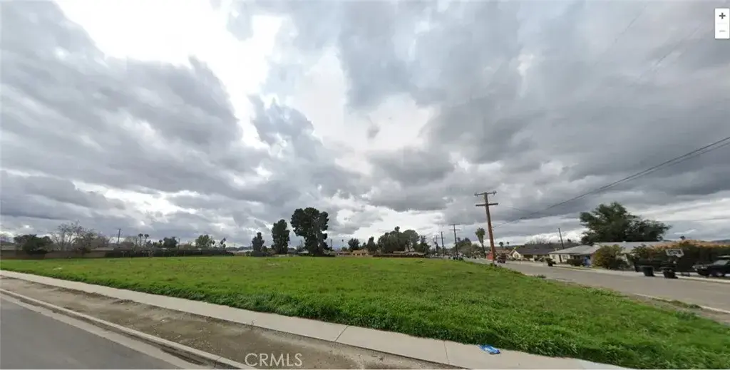 401 N Santa Fe, Hemet, CA 92543 - #1