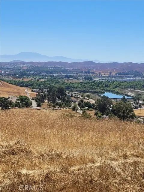 29400 Nichols, Lake Elsinore, CA 92530