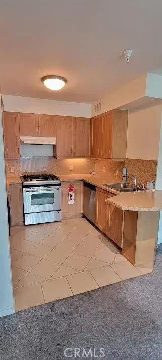 267 S San Pedro Street, Los Angeles, CA 90012 - Image #2