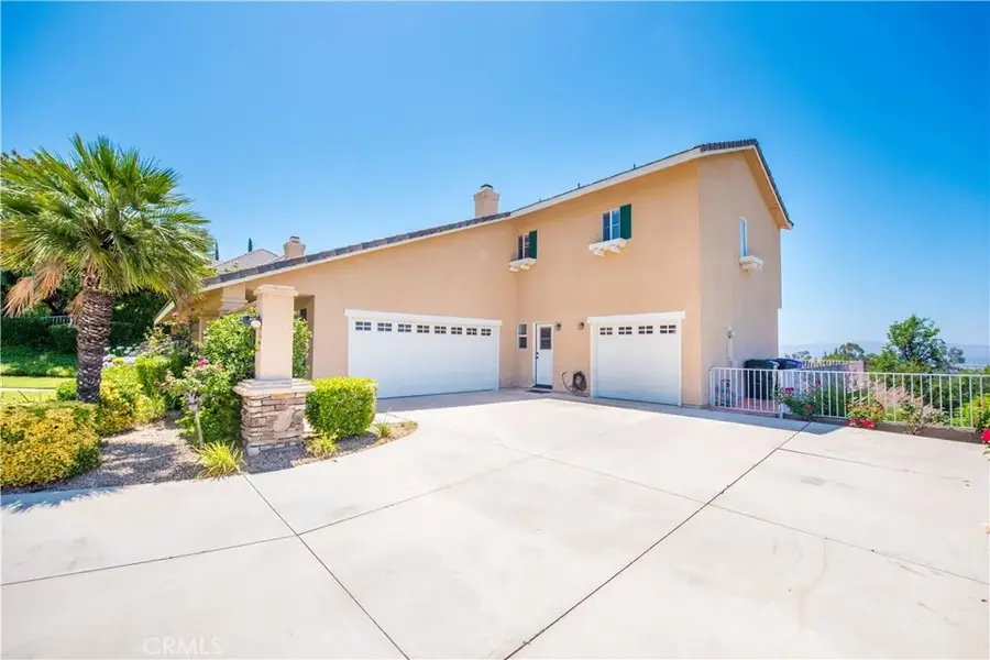 28817 Terrace Drive, Highland, CA 92346 - Image #3