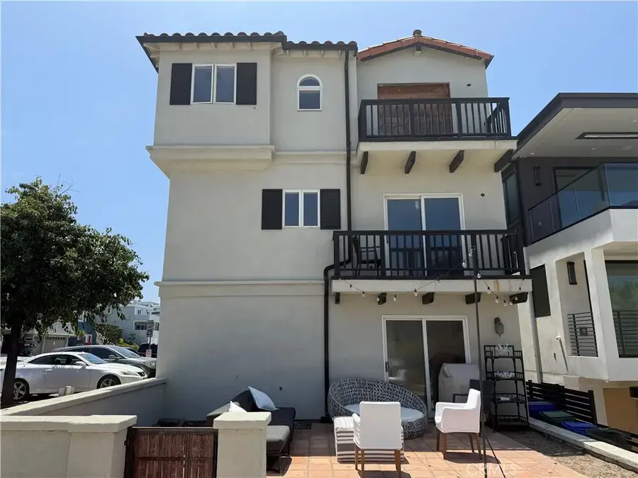 617 Manhattan Avenue, Manhattan Beach, CA 90266 - Image #3