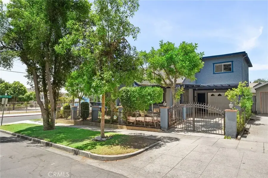 1063 E Rio Grande Street, Pasadena, CA 91104 - #2