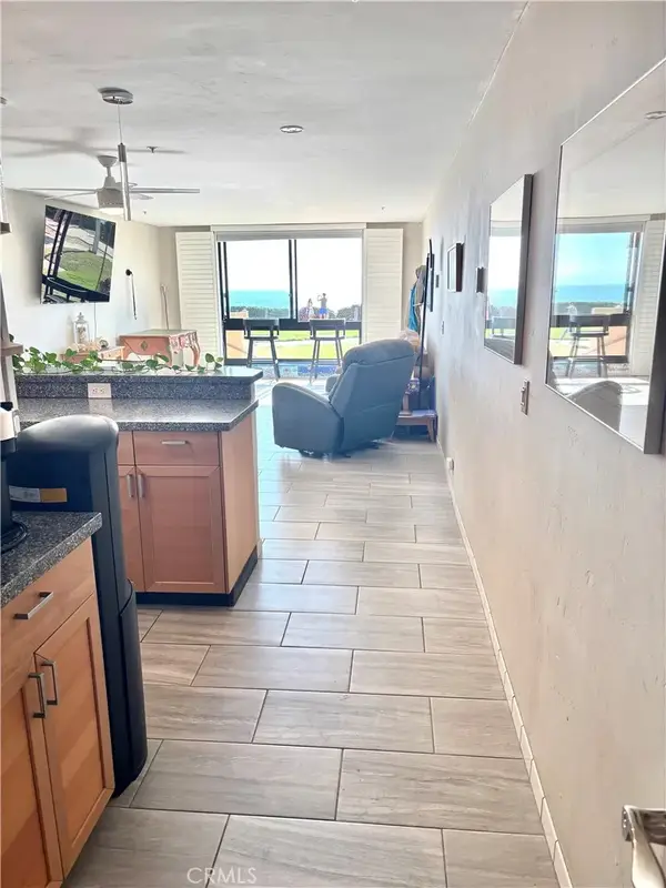 4667 Ocean Boulevard #106, San Diego, CA 92109