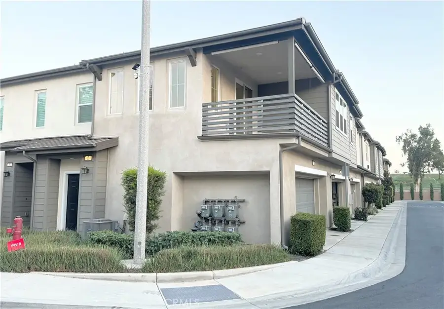2333 S Via Esplanade #25, Ontario, CA 91762 - Image #2