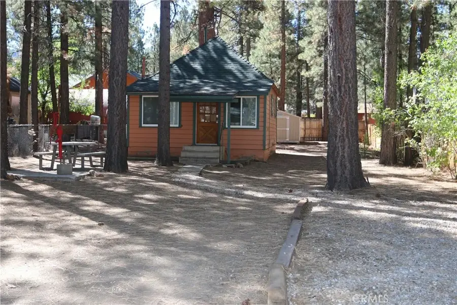 41207 Lahontan Drive, Big Bear Lake, CA 92315 - Image #2