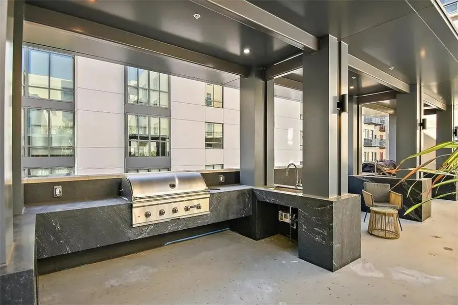 39 S Los Robles Avenue #3006, Pasadena, CA 91101 - Image #2