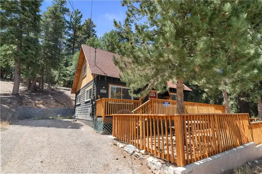 43407 Sand Canyon Rd, Big Bear Lake, CA 92315 - Image #2