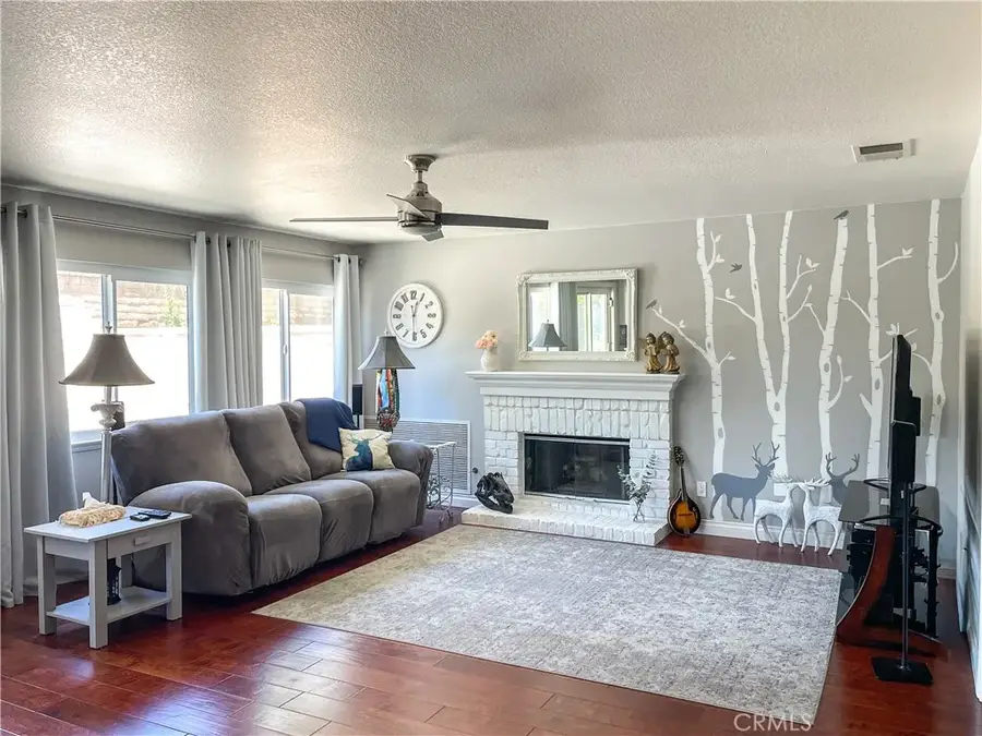 6530 Catania Pl, Rancho Cucamonga, CA 91701 - Image #2