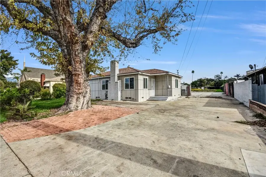 12811 Oaks Avenue, Chino, CA 91710 - Image #2