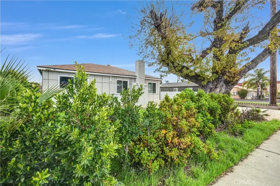 12811 Oaks Avenue, Chino, CA 91710 - Image #3