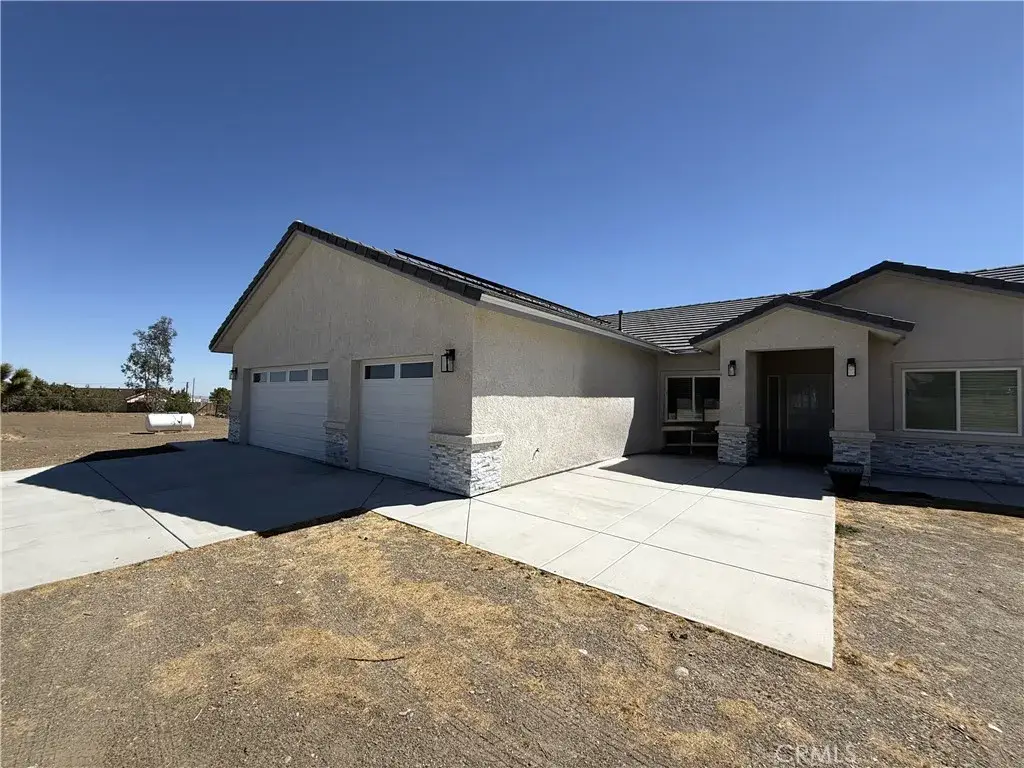 9591 Burbank Road, Phelan, CA 92371 - Image #1