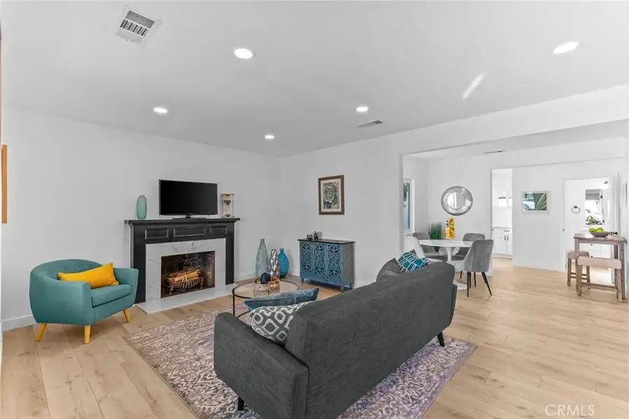 268 W Willow, Pomona, CA 91768 - Image #2