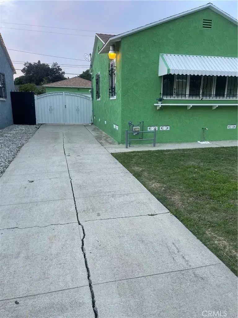 12119 Alvaro, Los Angeles, CA 90059 - Image #2