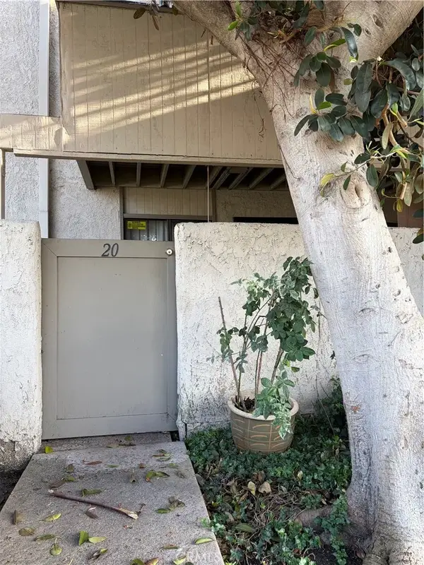 3054 Associated #20, Fullerton, CA 92835