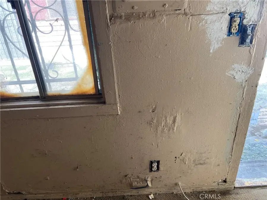 12106 S Willowbrook, Compton, CA 90222 - #2