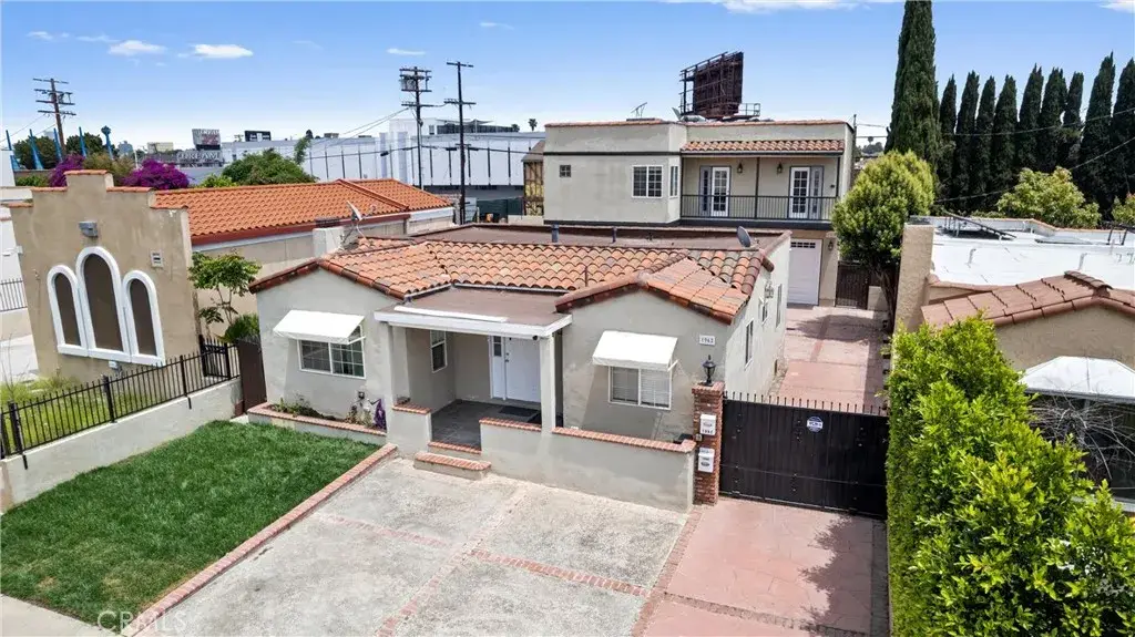 1960 Chariton Street, Los Angeles, CA 90034 - #1