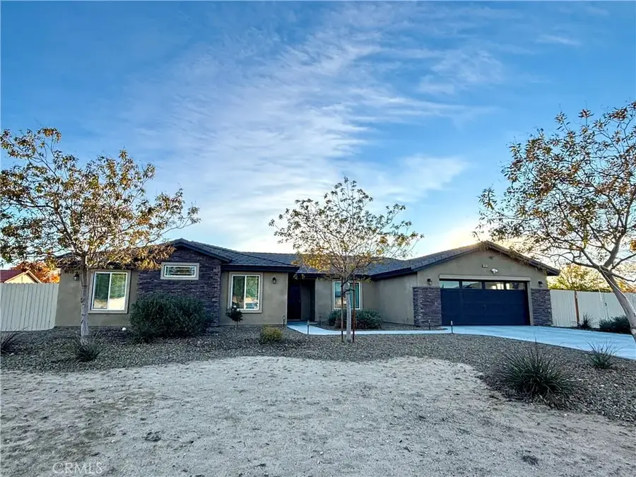 13823 Wawona Road, Apple Valley, CA 92307 - Image #2
