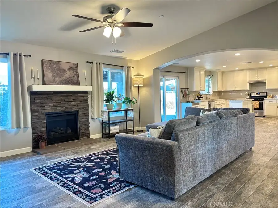 13823 Wawona Road, Apple Valley, CA 92307 - Image #3