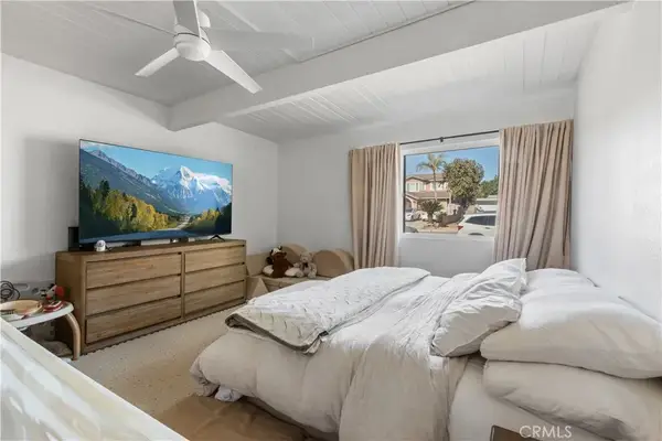 218 W Gragmont, Covina, CA 91722