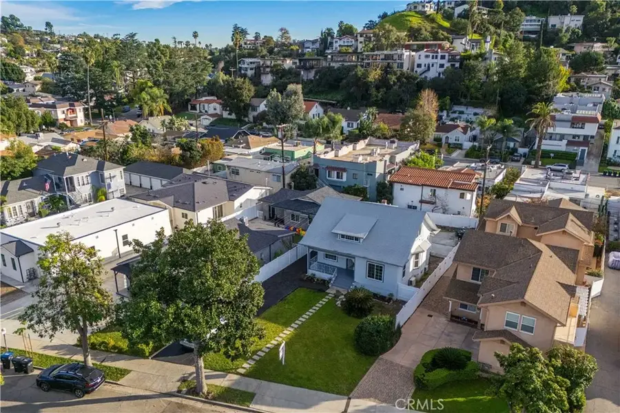 1318 E Garfield, Glendale, CA 91205 - #2