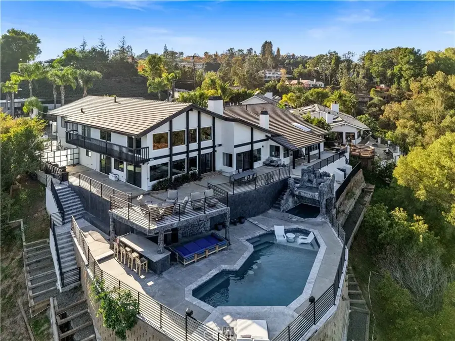 1711 Sirrine, Santa Ana, CA 92705 - Image #3